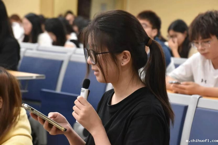 7d8c185d93d9b8792b0fcab88fd563a